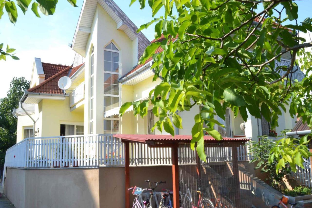 Apartment Siofok, Lake Balaton 1 Bagian luar foto